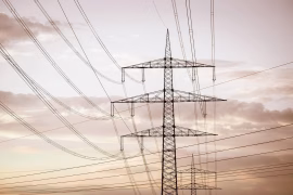 Modernisation des réseaux électriques : le cap sur des structures modulaires durables