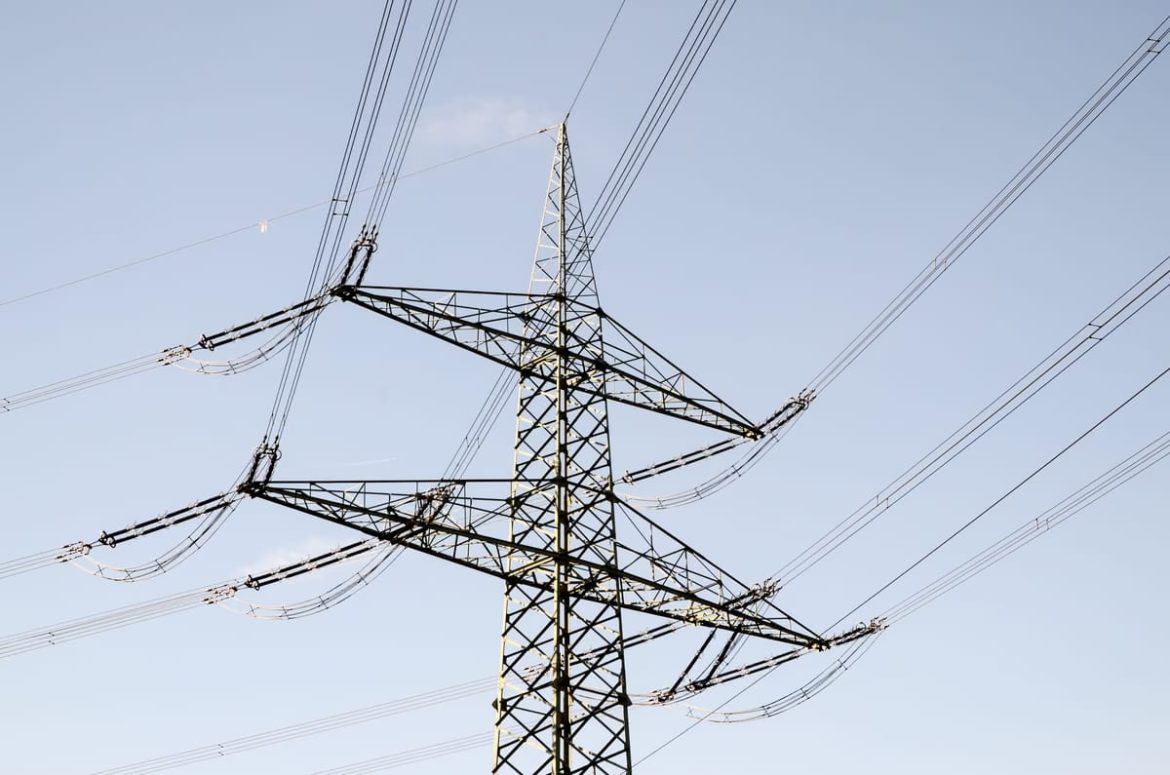 Modernisation des réseaux électriques : quelles solutions pour une industrie plus performante et responsable ?