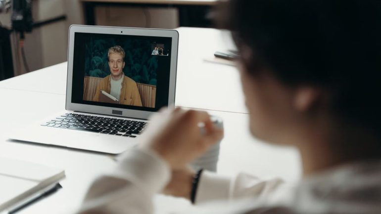 Télétravail : comment il désorganise vraiment vos liens sociaux